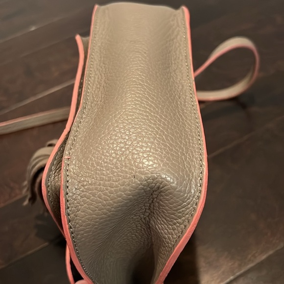 Cuir Rose pebbled leather pink and gray shoulder bag EUC - Picture 6 of 12